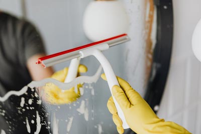 Bathroom Cleaning β Regular Cleaning